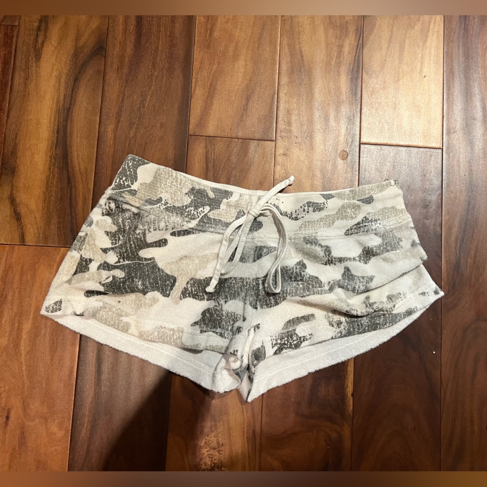 Camo Hardtail shorts
